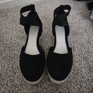 Black Women's Criss-cross Wedges